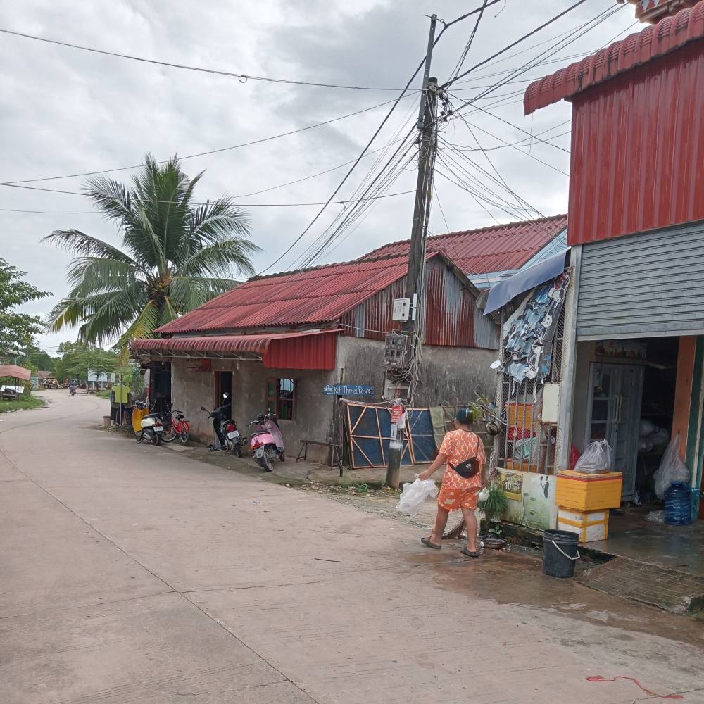 Abzweigung zum Bootsanleger